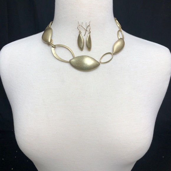 Worn Gold Abstract Oval Necklace Earrings Set - Picture 3 of 3